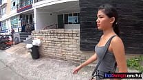 Amateur Asian teen fucked her two week millionaire boyfriend at the hotel